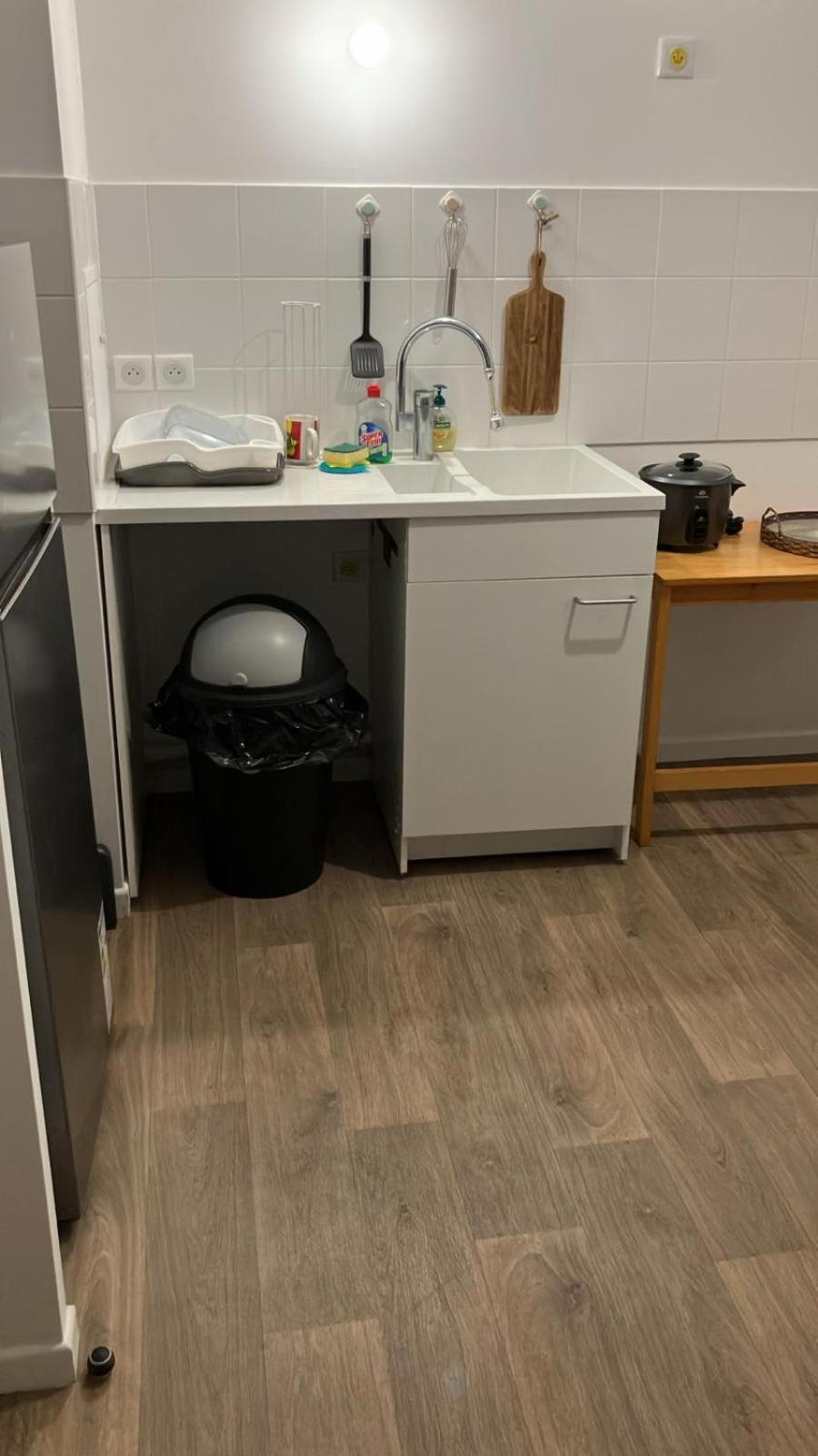 Bel Appartement Disponible กงฟล็องส์-แซงโตโนรีน ภายนอก รูปภาพ